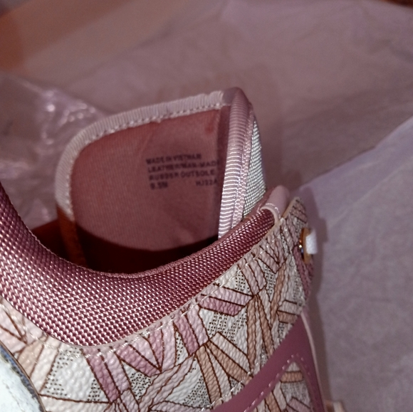Michael Kors Georgie Trainer Sneakers - Picture 11 of 12